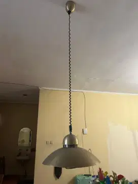 Lampu gantung minimalis