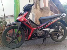 Dijual Honda Supra PGM-Fi Injection th 2018