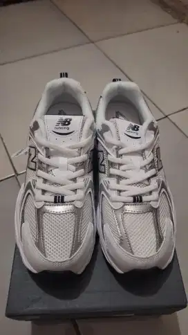 Sepatu nb 530 ori