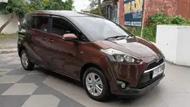 (Dp 9jt) Sienta 1.5 G Automatic 2017 Km.84RBan Service Rutin ISTW