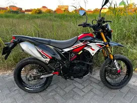 Dijual Cepat! Kawasaki D-Tracker SE 2018 Merah Menyala