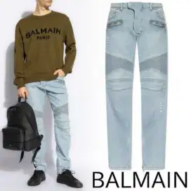 Jeans balmen
Size 32
L.86cm
P.102cm
Ol.17cm
Bahan ngaret