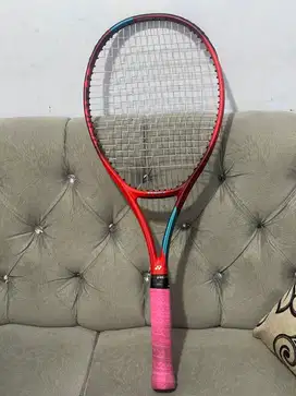 Raket tenis Yonex Vcore
