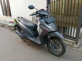 Dijual cepat vario Agnes 2016 pajak hidup