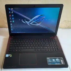 Asus Gaming X550J ( Core i7 ) Ram 12Gb, Ssd 256Gb,  Gtx 950M 4Gb.