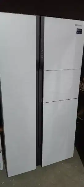 Lemari es sbs 3 pintu SAMSUNG inferter