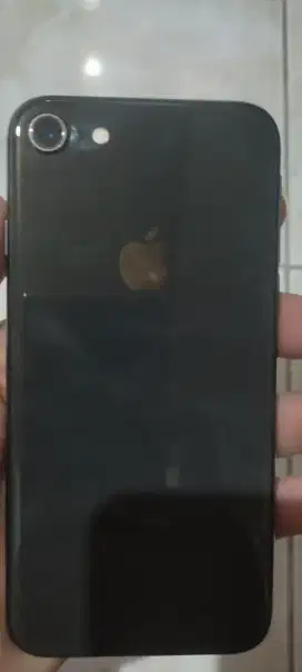 handphone iphone 8