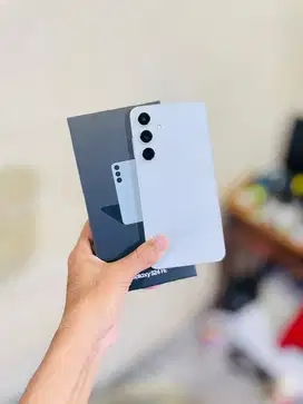 Samsung S24 FE 8/256 pemakaian singkat