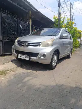 DI JUAL TOYOTA AVANZA TIPE G 2015 TANGERANG