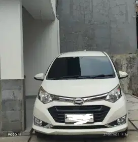 Sigra 2018 A/T Putih Type R