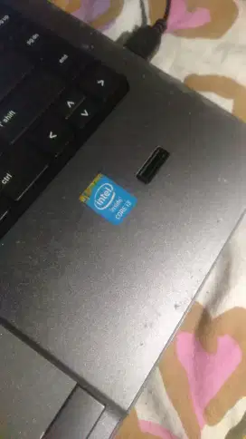 Laptop merk hp cor i3