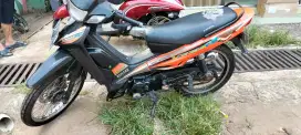 Vega r orange 2004