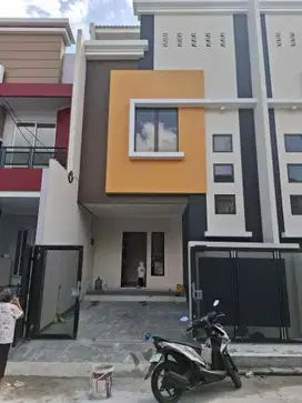 Dijual  rumah baru 3 lt hadap selatan citra garden 1