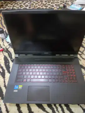 Laptop MSI Katana GF76 12 UC i7-12700H 32GB 512GB RTX3050 4GB