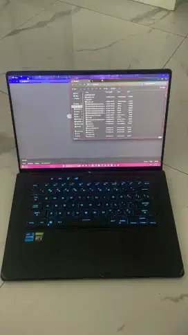 Laptop Asus Zephyrus ROG M16