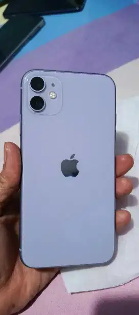 Jual iphone 11,64 gb