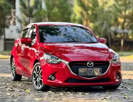 DP 10jt! Mazda 2 R Matic 2016 Skyactive Antik Spt Baru!!