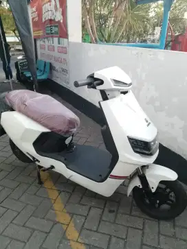SEPEDA LISTRIK EXOTIC VARILUX SR DISKON HINGGA 1JUTA