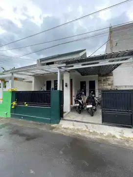 RUMAH CANTIK MINIMALIS - HARGA EKONOMIS DI MARGOMULYO SAYEGAN  SLEMAN