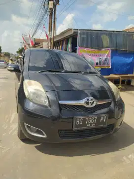 Yaris bakpao th 2011 E/AT 1.5