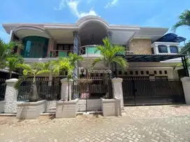 Rumah Mewah Megah di Taman Harapan Baru Bekasi