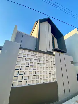 Jual Rumah Baru Minimalis 2lantai gentan Solo 675jt