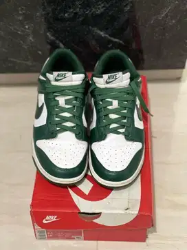 Nike dunk Low Green Spartan
