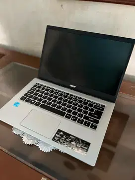 Laptop Acer Aspire A514-54