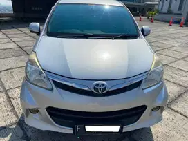 TDP 10 jt Toyota Veloz 1.5 AT Airbag 2013 Plat F (Bogor)