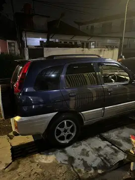 Daihatsu Taruna 200 Biru Navy MT