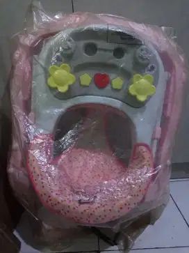 Dijual baby Walker spacebaby