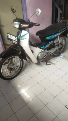 Honda astrea grand 2001