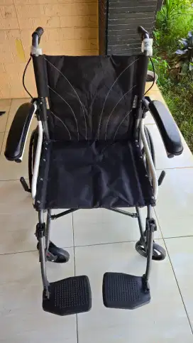 Kursi Roda Avico Athena 20 inchi