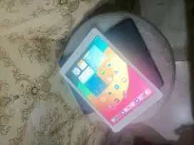 iPad gen 6 wifi only internal 32 Mlus lus normal semua nya SM cas saja