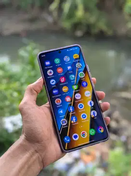 POCO X6 5G RAM 12GB