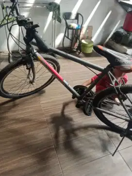 Sepeda mtb merk commando