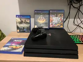 PS4 Pro 1TB ex GShop free BD
