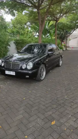 Mercedes-Benz E 320 AT
1997