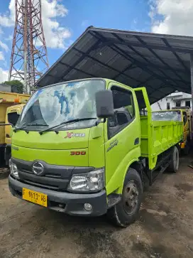Hino dutro 136 HD dobel 6 roda bak besi drop side tahun 2022