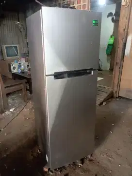 KULKAS DUA PINTU JUMBO SAMSUNG 320L