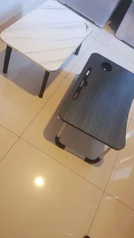 Meja kaki 4 dan 2
