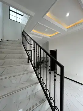 Rumah mewah siap huni Pancoran Mas Depok