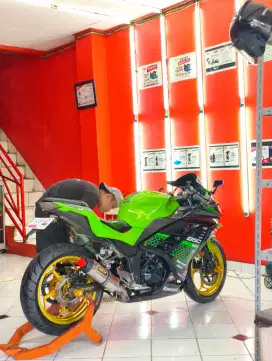 Ninja 250Fi 2017 KRT edition