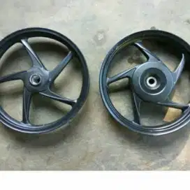 Velg vario karbu 110