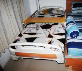 Bed/Ranjang pasien elektrik remote