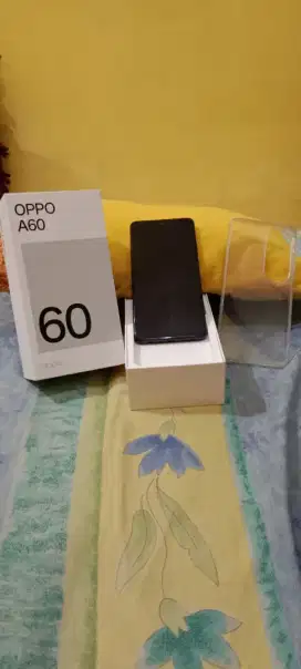 Oppo A60  warna  ungu
