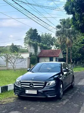 MERCEDES BENZ E 300 2017 HITAM BANDUNG MULUS