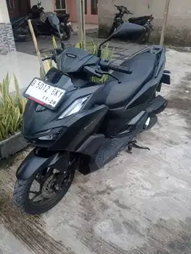 Vario 160 Cbs Hitam Doff