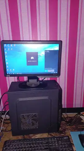 1 SET PC KOMPUTER SIAP PAKAI