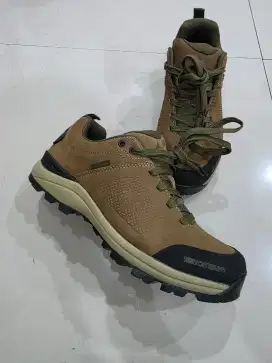 Sepatu Hikking Tracking Eiger Ardonix Original Waterproof Size 39